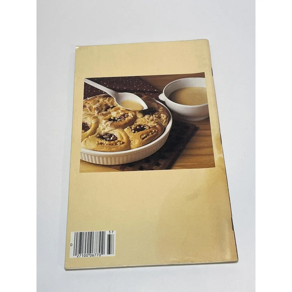 Pillsbury Booklets Cookbooks Lot of‎ 12 Vintage Cooking Deserts And More